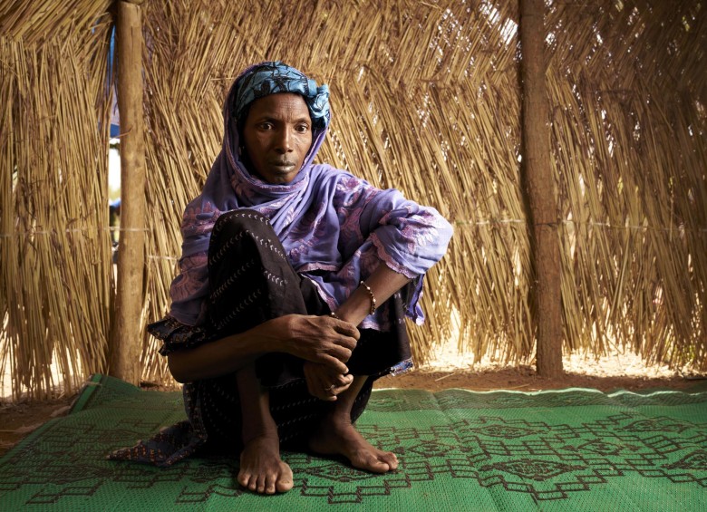 Una mujer de 43 años en un campo de refugiados en Mali. FOTO: AFP