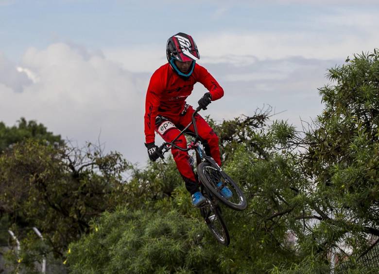 347 puntos tienen al antioqueño Juan Camilo Ramírez en el primer lugar del ranquin mundial UCI júnior. FOTO Jaime Pérez 