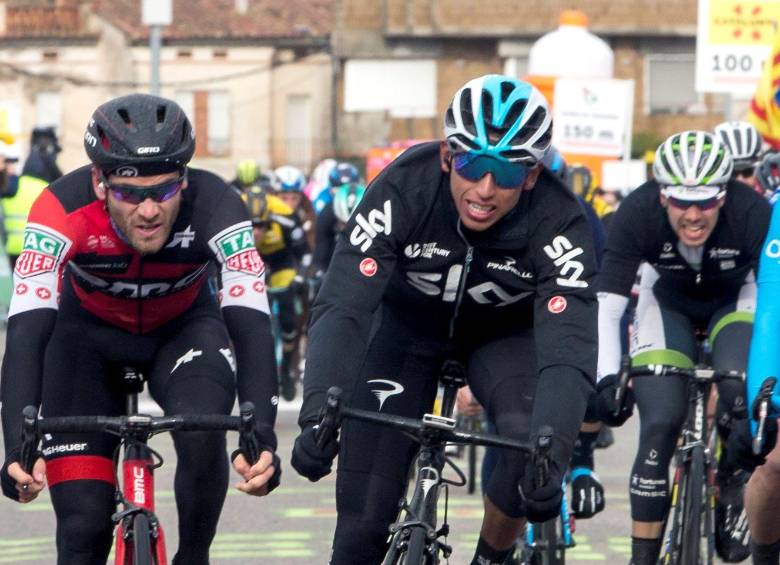 Egan Bernal muestra fortaleza en la ronda catalana. FOTO EFE