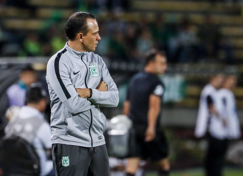 Alejandro Restrepo también estuvo encargado cuando el técnico Paulo Autuori dejó el cargo. FOTO JAIME PÉREZ