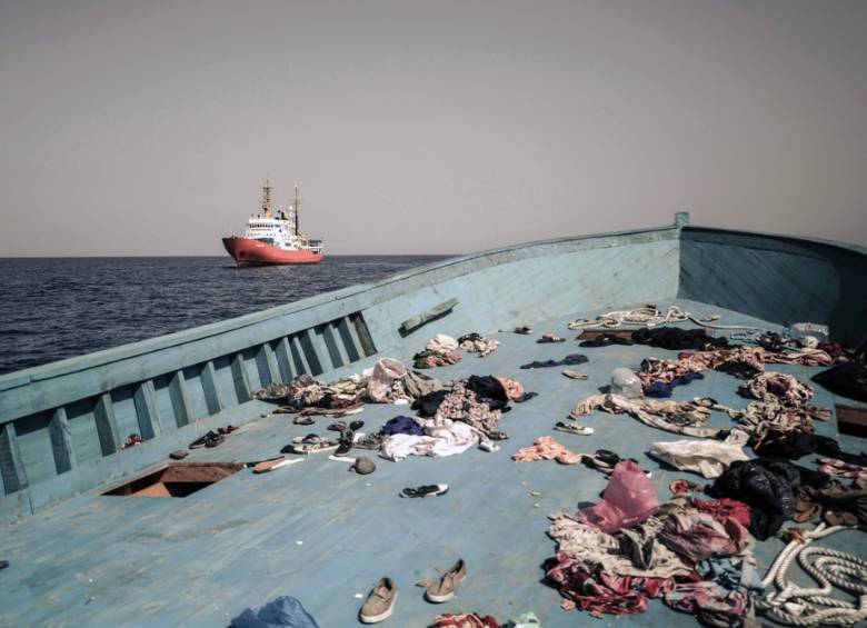 Aquarius rescataba a personas varadas en el Mediterráneo en botes que muchas veces estaban a punto de hundirse. También encontró cuerpos flotando en el mar. FOTO MSF