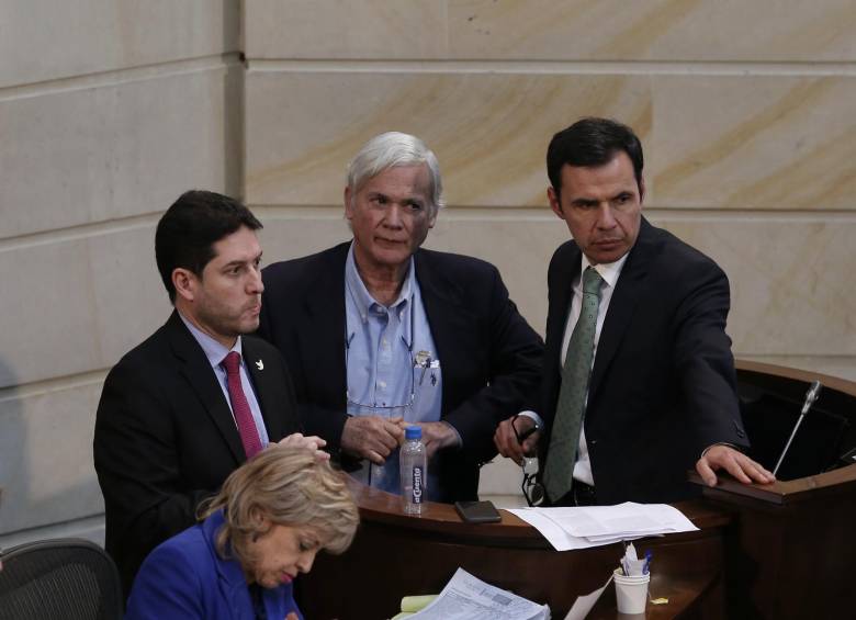 En la noches de este lunes fueron aprobados los 48 artículos que faltaban de la reglamentación de la JEP, que ahora pasará a debate de plenarias de Senado y Cámara. FOTO COLPRENSA