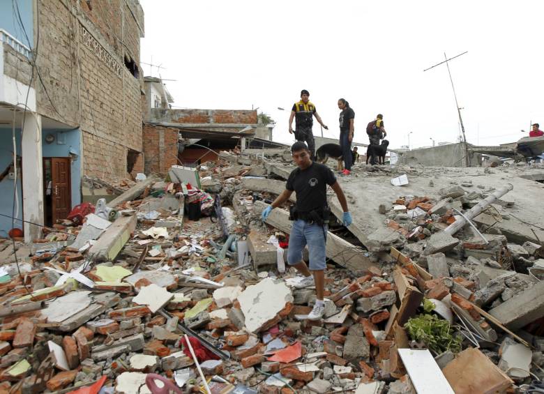 El terremoto registrado el pasado sábado es uno de los de mayor intensidad que ha registrado el país a lo largo de su historia. FOTO REUTERS