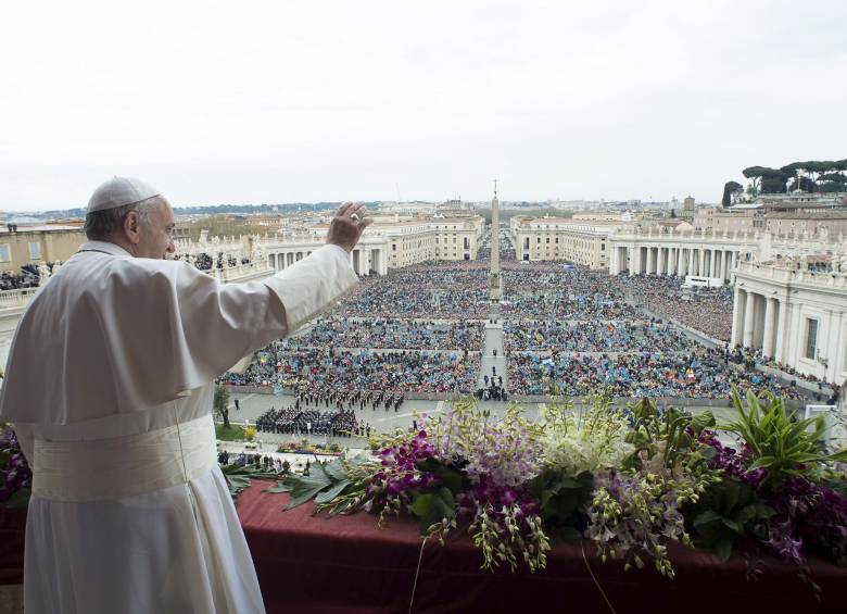 El Papa implora por la paz en misa del Domingo de Resurrección