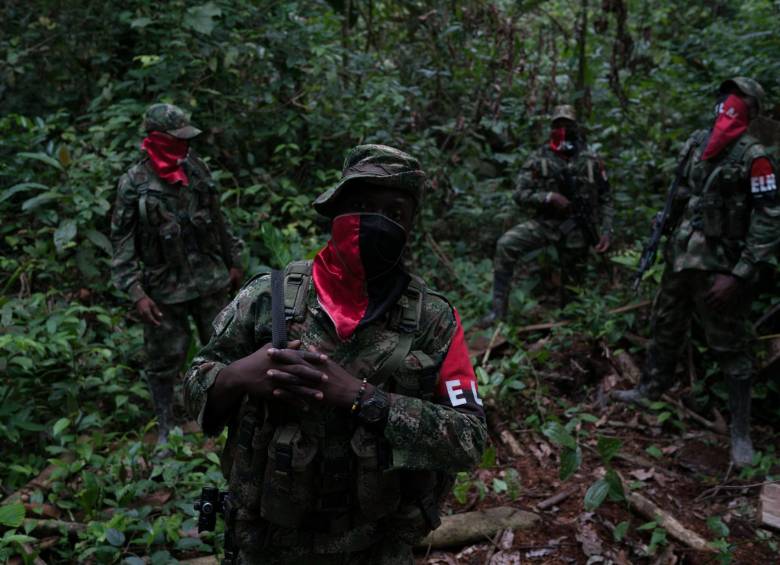 Frente de Guerra Occidental es uno de los palos en la rueda en la negociación con el Eln. Analistas advierten que puede convertirse en disidencia su hubier aun acuerdo de paz. FOTO Federico Ríos
