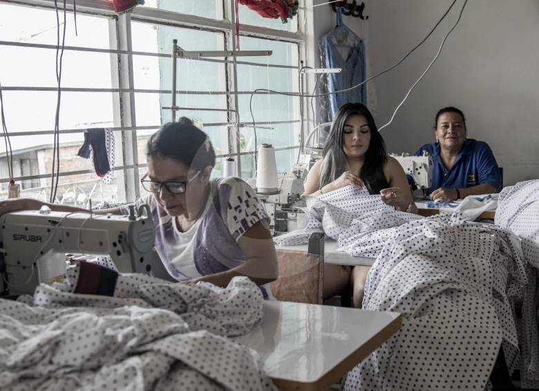 Las confecciones se mantienen como una de las actividades con mayor potencial en el departamento de Antioquia. FOTO archivo