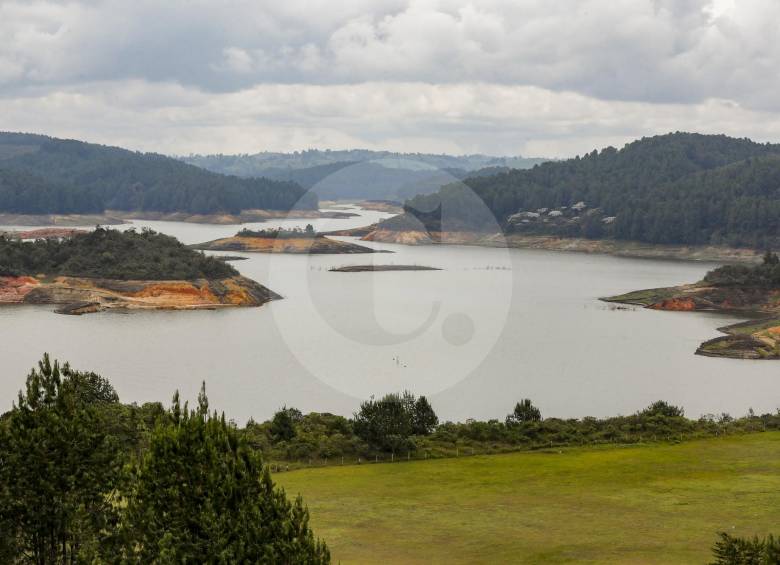 El embalse Riogrande II, en el norte de Antioquia, tiene reservas de generación de energía en un 10 % FOTO Jaime Pérez