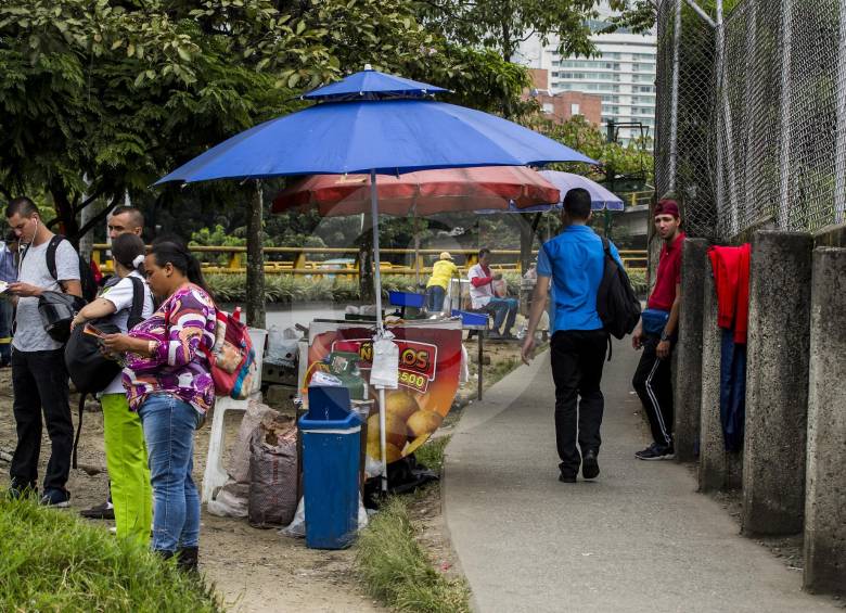 Mientras la economía de Colombia creció 3,3 %, el desempleo aumentó al 10,5 %, el más alto desde 2013. FOTO JAIME PÉREZ
