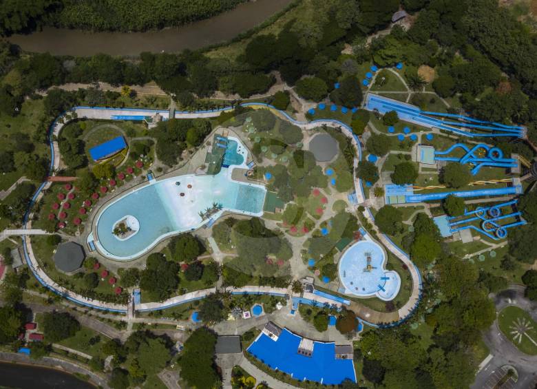 Los parques acuáticos del Aburrá ahora solo reciben a la soledad