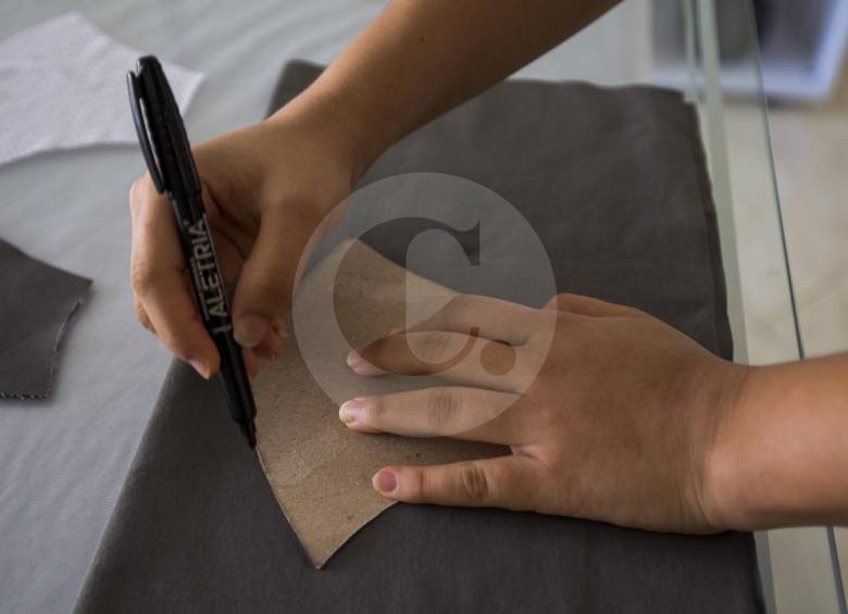 ¿Qué necesita para hacer su propio tapabocas en la casa?