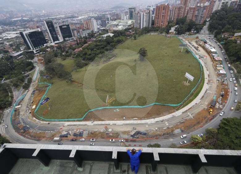 La ampliación de la Avenida 34 duplicará la capacidad de la conexión vial entre La Aguacatala y Las Palmas. FOTO: MANUEL SALDARRIAGA