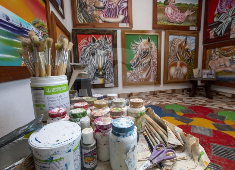 Los colores y las obras están en su estudio y en las calles venecianas. FOTO edwin bustamante