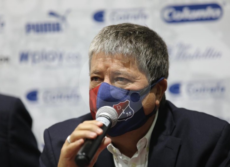 Hernán Darío Gómez, técnico del Independiente Medellín, en su presentación oficial a los medios. FOTO EDWIN BUSTAMANTE