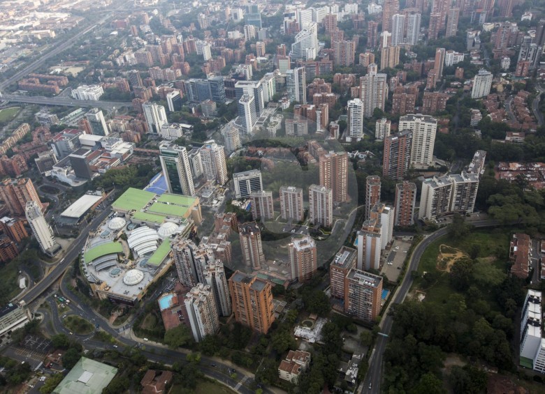 Medellín crece en altura, ¿pero hay orden? 