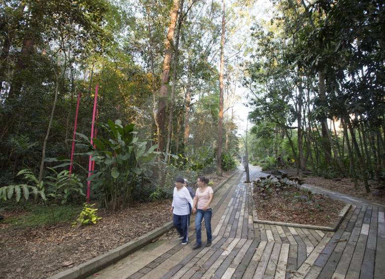 La segunda fase del parque contempla la instalación de quioscos. Debe estar lista en diciembre. FOTO julio césar herrera