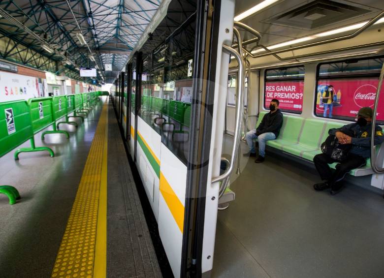 Por orden del Gobierno Nacional, los sistemas de transporte no podrán superar el 35 % de su capacidad. FOTO: JULIO CÉSAR HERRERA