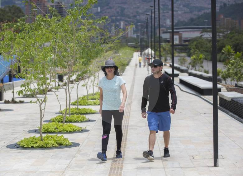 La comunidad podrá disfrutar de los nuevos ambientes y espacios públicos tras las obras adelantadas en la etapa 1A de Parques del Río. El Urbanismo es el protagonista. FOTO edwin bustamante