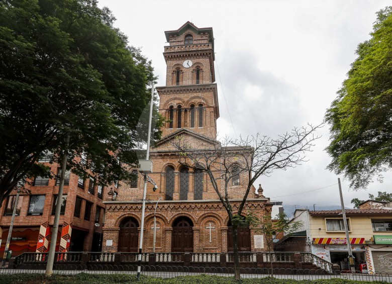 Iglesia del Parque de El Poblado. 