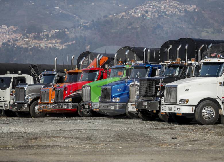 Proteger a los empleados, a los clientes, así como las cadenas de suministro y los resultados financieros son parte de los retos del transporte de carga por carretera. FOTO Jaime Pérez