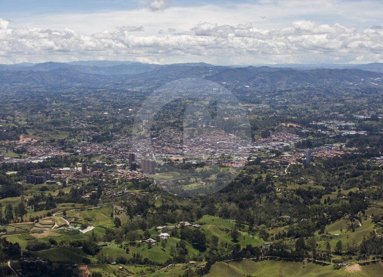 Rionegro está asentado sobre el Valle de San Nicolás, en los alrededores del casco urbano se presenta un fenómeno de inseguridad por el hurto de fincas. FOTO ESTEBAN VANEGAS