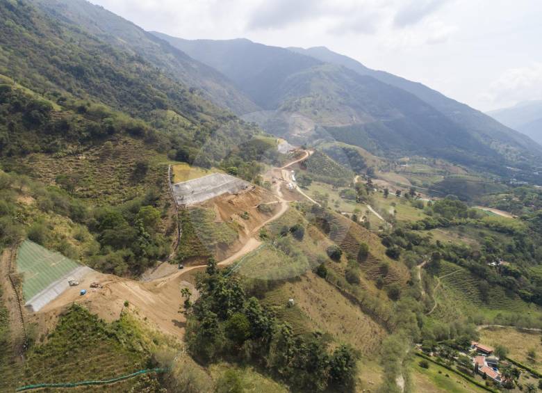 Obras de Pacífico 1 en el Suroeste antioqueño. FOTO ESTEBAN VANEGAS