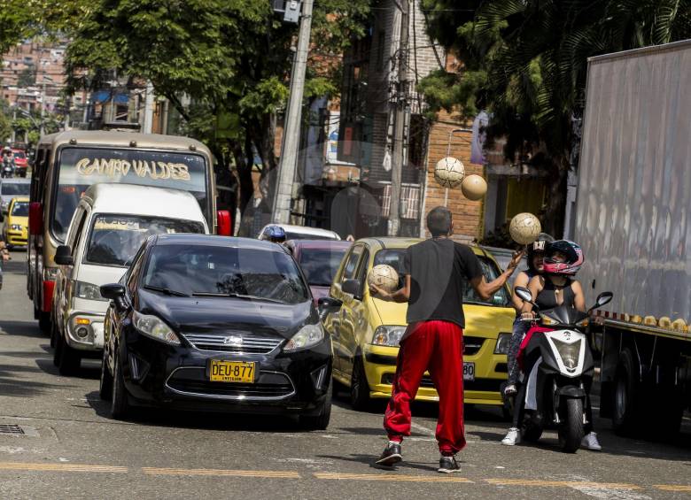 La organización fijó para Colombia una cifra 2,7 millones de personas sin trabajo para 2020. FOTO JAIME PÉREZ 
