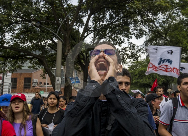 Los estudiantes de universidades públicas llevan más de mes y medio pidiendo más recursos para el sector. FOTO Santiago Mesa