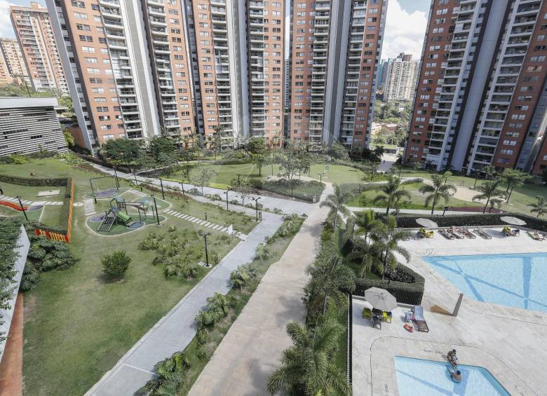 La gestión ambiental y de riesgos, así como la innovación tecnológica empiezan a figurar como componentes para la elaboración del presupuesto de las unidades habitacionales. Foto Manuel Saldarriaga 