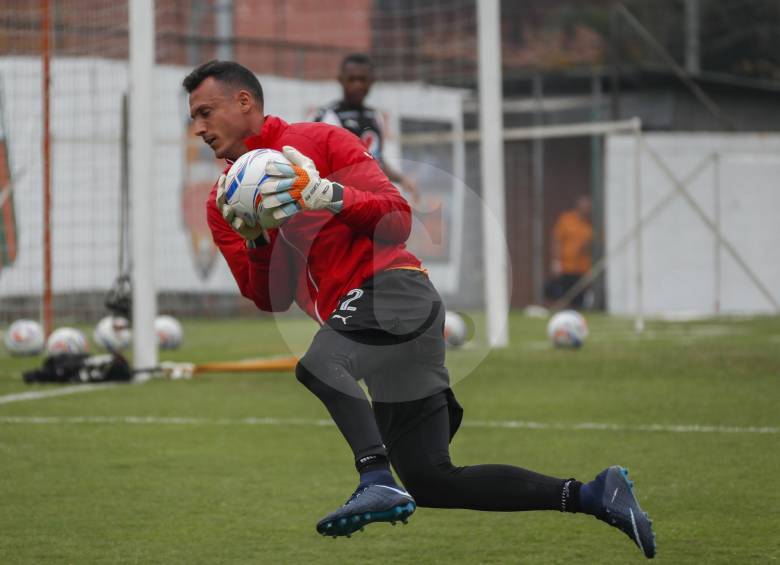 David González, el arquero más ganador con el Independiente Medellín en sus 104 años de historia. FOTO Róbinson Sáenz