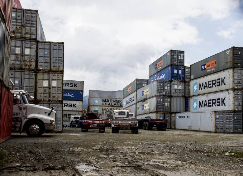 En marzo, el Índice de Costos del Transporte de Carga por Carretera tuvo una variación de -2,49 %. Los costos fijos y peajes (-3,21 %) y combustibles (-2,71 %) influyeron en el indicador. Foto Julio César Herrera