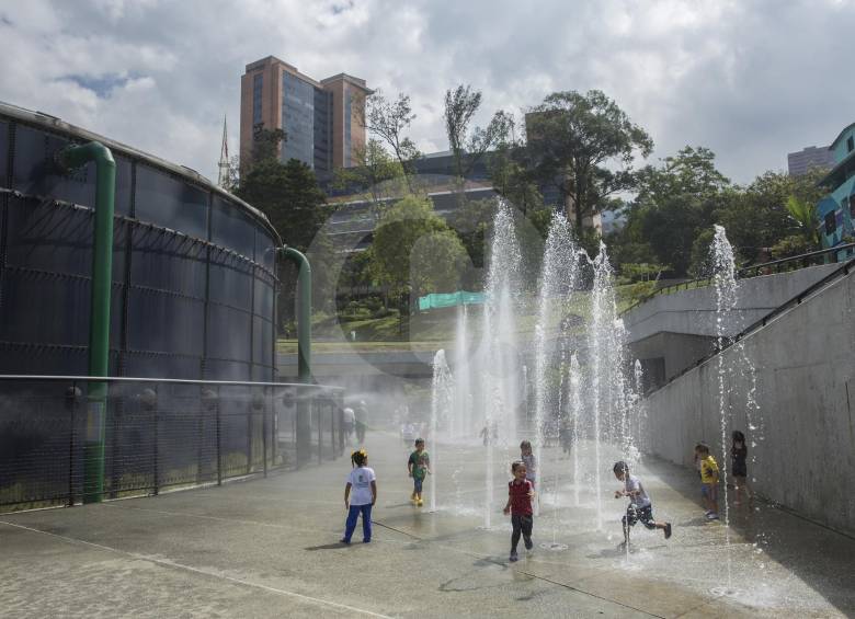 En Recife (Brasil) buscan implementar espacios similares a las Unidades de Vida Articulada de EPM, como esta de El Poblado, que hay en Medellín. FOTO EDWIN BUSTAMANTE