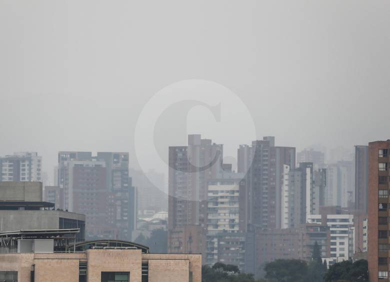 Así amaneció el aire en el primer día de extensión de pico y placa