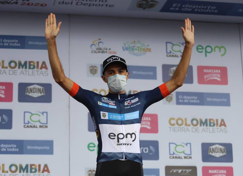 El antioqueño Juan Pablo Suárez ganó la novena etapa de la Vuelta a Colombia que llegó a Medellín. FOTO FEDECICLISMO