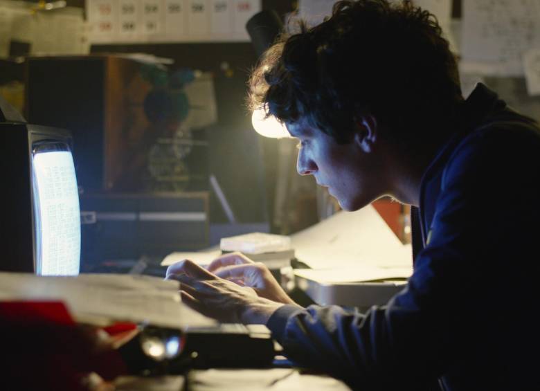 Fionn Whitehead es un actor británico de 21 años, protagonista de la película de Black Mirror. FOTO Cortesía Netflix