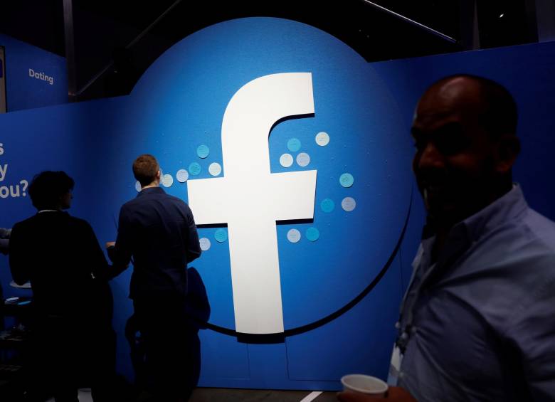 Evacúan sede de Facebook por un paquete que podría contener sarín. Foto: Reuters