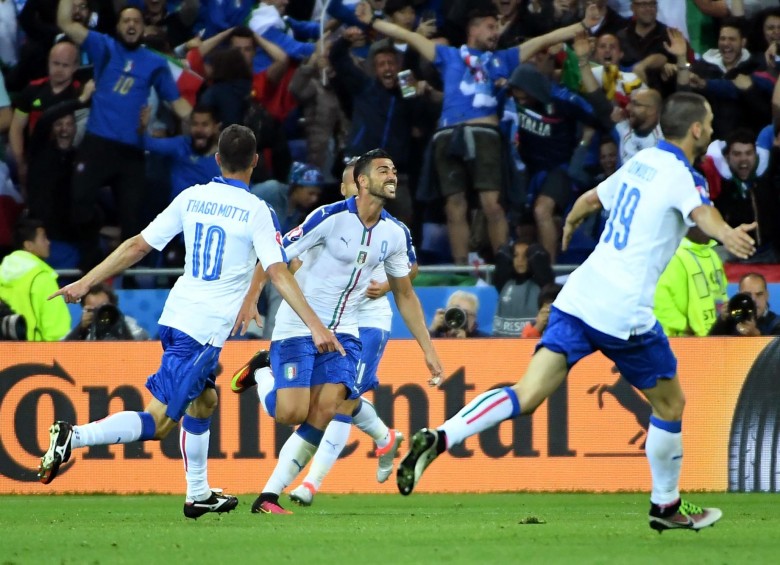 Italia derrotó 2-0 a Bélgica en su primer partido de la Eurocopa. FOTO AFP