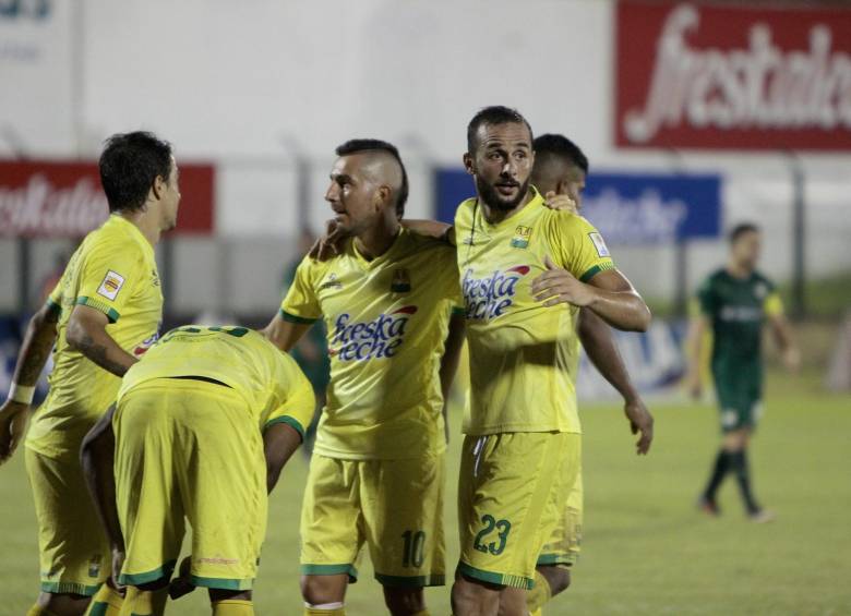 Bucaramanga sorprendió a Rionegro y es líder parcial de la Liga Águila. FOTO COLPRENSA