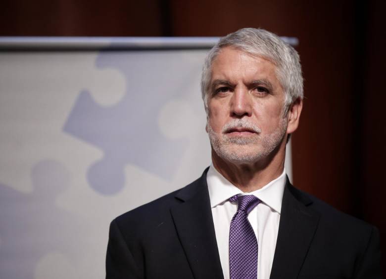 Los sindicatos cuestionan a Peñalosa por la venta de la ETB (Empresa de Telecomunicaciones de Bogotá) y de las acciones de la EEB (Empresa de Energía de Bogotá). FOTO COLPRENSA 