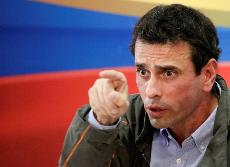 “El Gobierno, estas horas que vienen, va a hacer cualquier cantidad de locuras, ya las está haciendo”, dijo Henrique Capriles. FOTO REUTERS