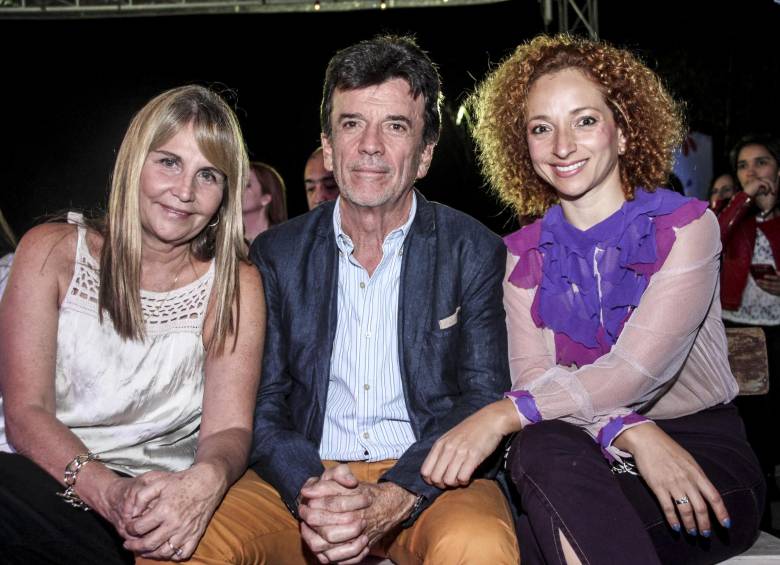Olga Piedrahíta, Juan Rafael Restrepo y Catherine Villota. Foto Cámara Lúcida.