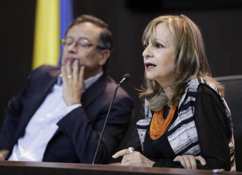 El senador Gustavo Petro y Ángela María Robledo buscaron la Presidencia de la República en 2018. Obtuvieron más de 8 millones de votos, detrás de Iván Duque. FOTO Colprensa