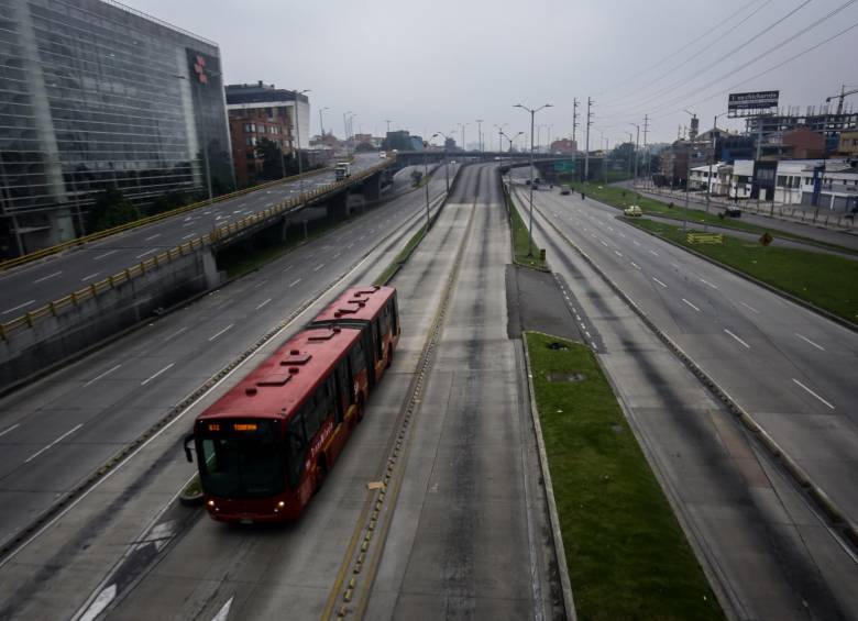 Así lucía Bogotá este viernes. FOTO COLPRENSA