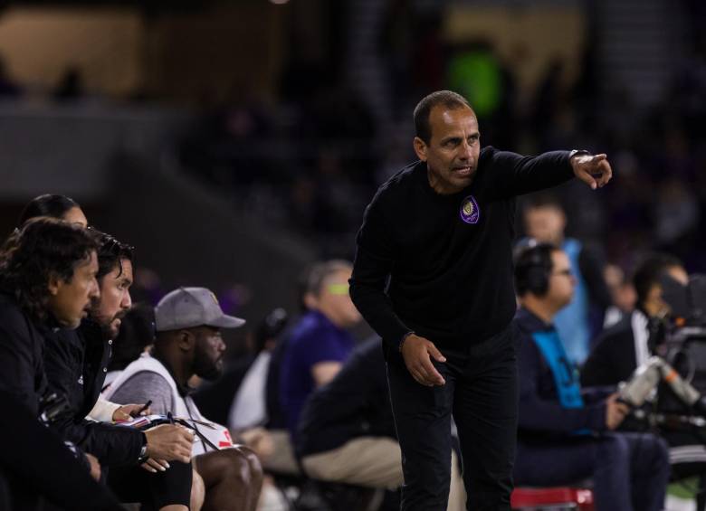 Aparte de Hugo Gallego, Óscar Pareja aprendió de Bolillo, Pecoso, Reinaldo, Chiqui, Comesaña, Rodríguez. FOTO cortesía Orlando City