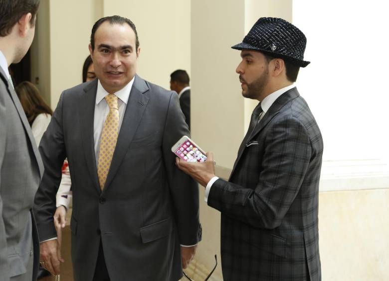 El suspendido magistrado de la Corte Constitucional Jorge Pretelt le solicitó que a esa Corporación que se mantenga su esquema de seguridad, alegando temor por su vida. FOTO COLPRENSA