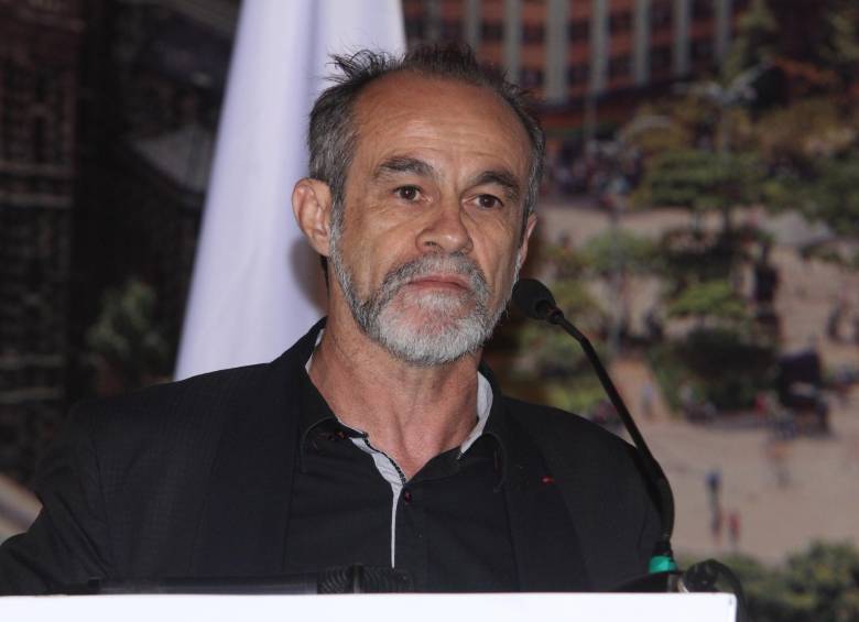 Carlos Moreno, experto en Ciudades Inteligentes, participó esta semana en el encuentro Cities For Life, realizado en Plaza Mayor, en Medellín. FOTO cortesía y donaldo zuluaga