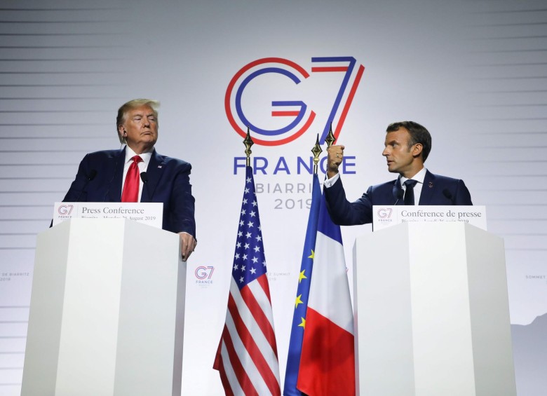 El presidente de Estados Unidos, Donald Trump, y el mandatario francés Emmanuel Macron, durante su rueda de prensa conjunta que dio conclusión a la cumbre del Grupo de los 7. La próxima reunión tendrá como anfitrión a EE. UU. FOTO AFP