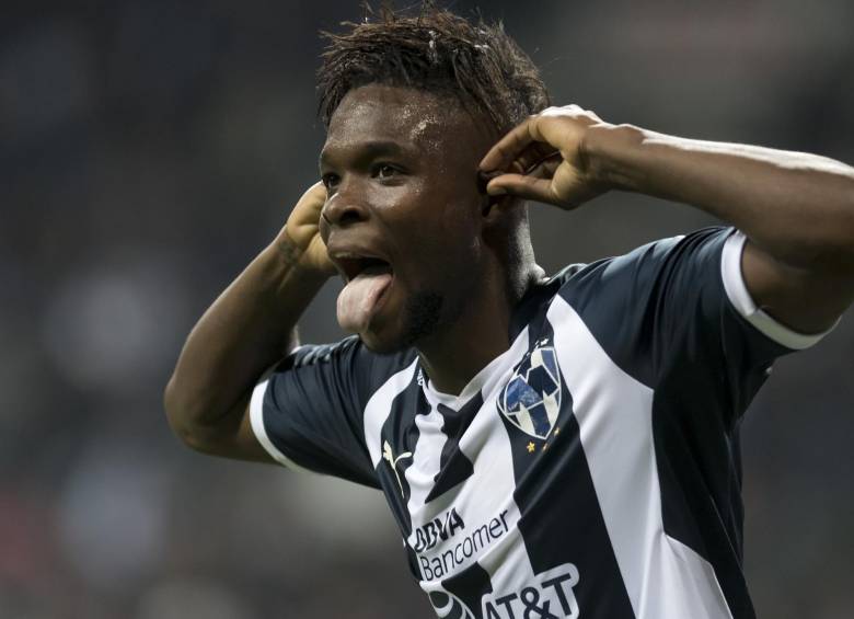 El colombiano Avilés Hurtado se reportó con dos goles en la victoria de Monterrey 5-1 ante León. FOTO EFE