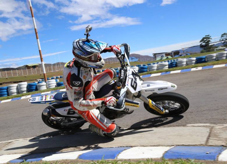 Santiago Hernández, cuota paisa en la Selección Colombia de motociclismo. FOTO cortesía 