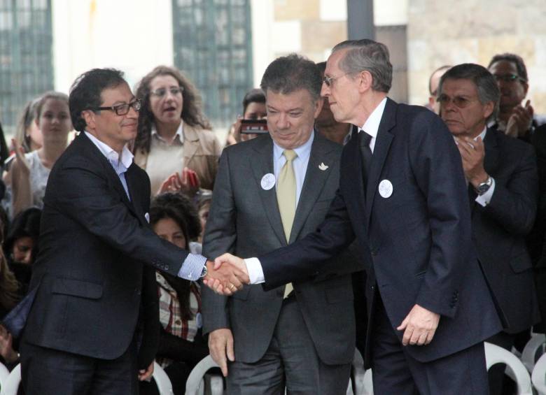 El presidente de la República Juan Manuel Santos, invitó a la guerrilla de las Farc a mirar el ejemplo del M-19. FOTO COLPRENSA