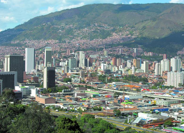 ¿Por qué el cielo de la ciudad volvió a ser azul?